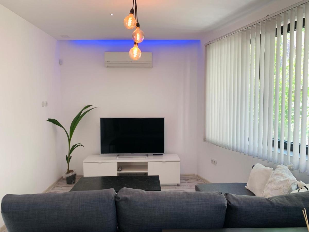 Nordic Style Apartment With Underground Parking โซเฟีย ภายนอก รูปภาพ